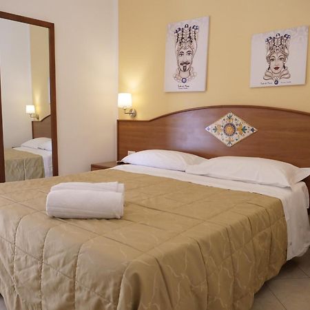 Hotel Elios Tao Таорміна Екстер'єр фото