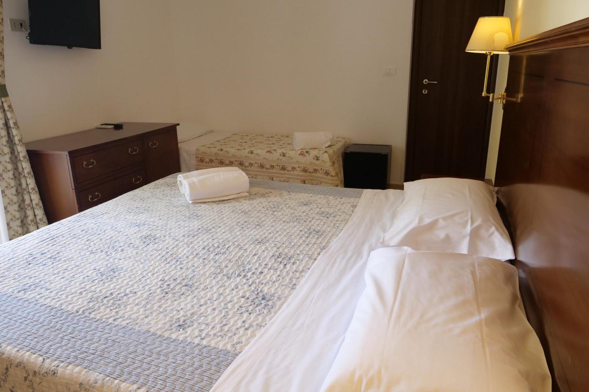 Hotel Elios Tao Таорміна Екстер'єр фото