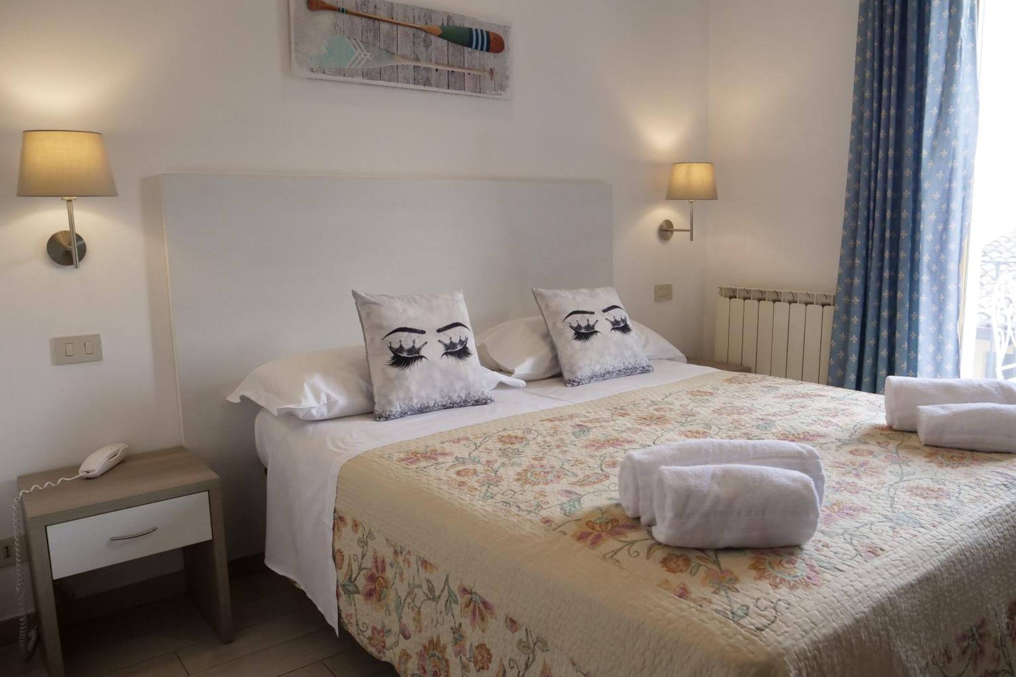 Hotel Elios Tao Таорміна Екстер'єр фото