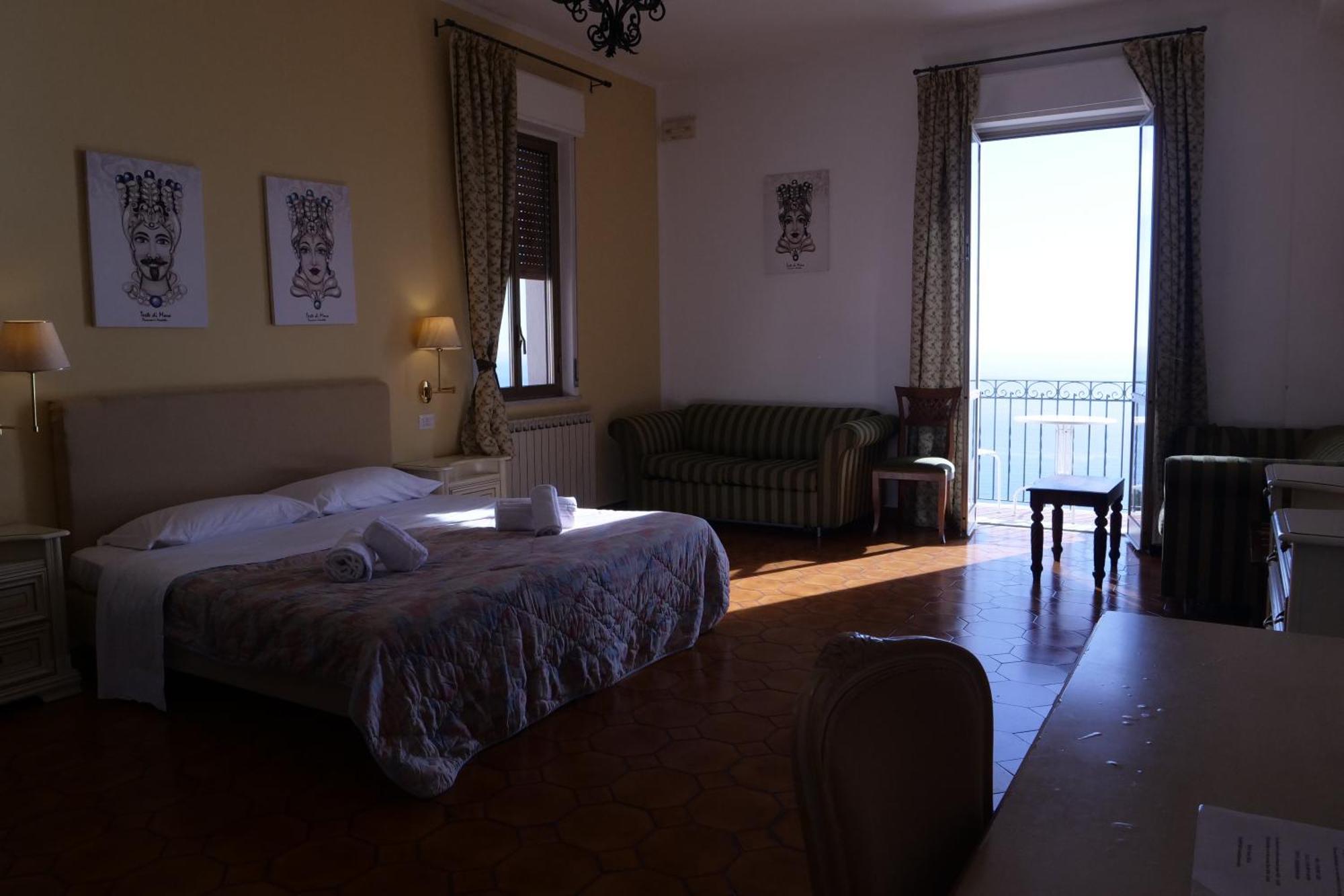 Hotel Elios Tao Таорміна Екстер'єр фото
