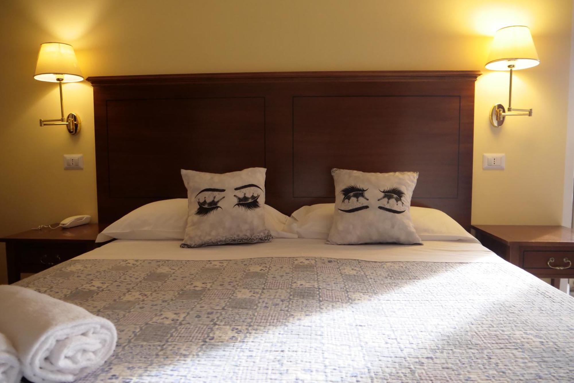 Hotel Elios Tao Таорміна Екстер'єр фото