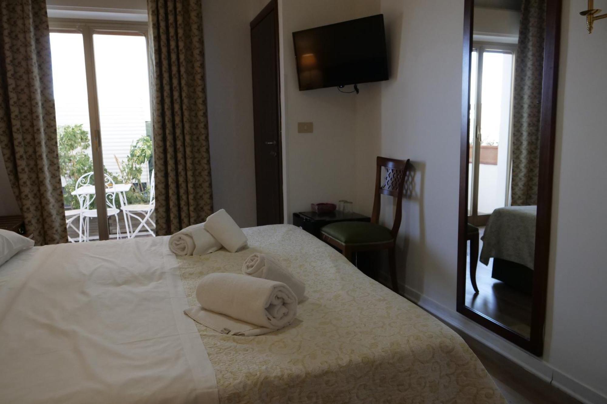Hotel Elios Tao Таорміна Екстер'єр фото
