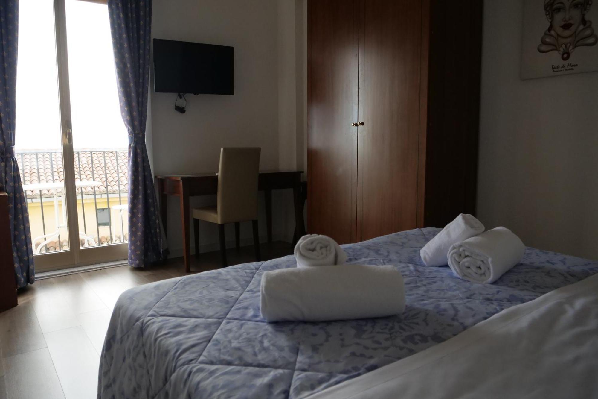 Hotel Elios Tao Таорміна Екстер'єр фото
