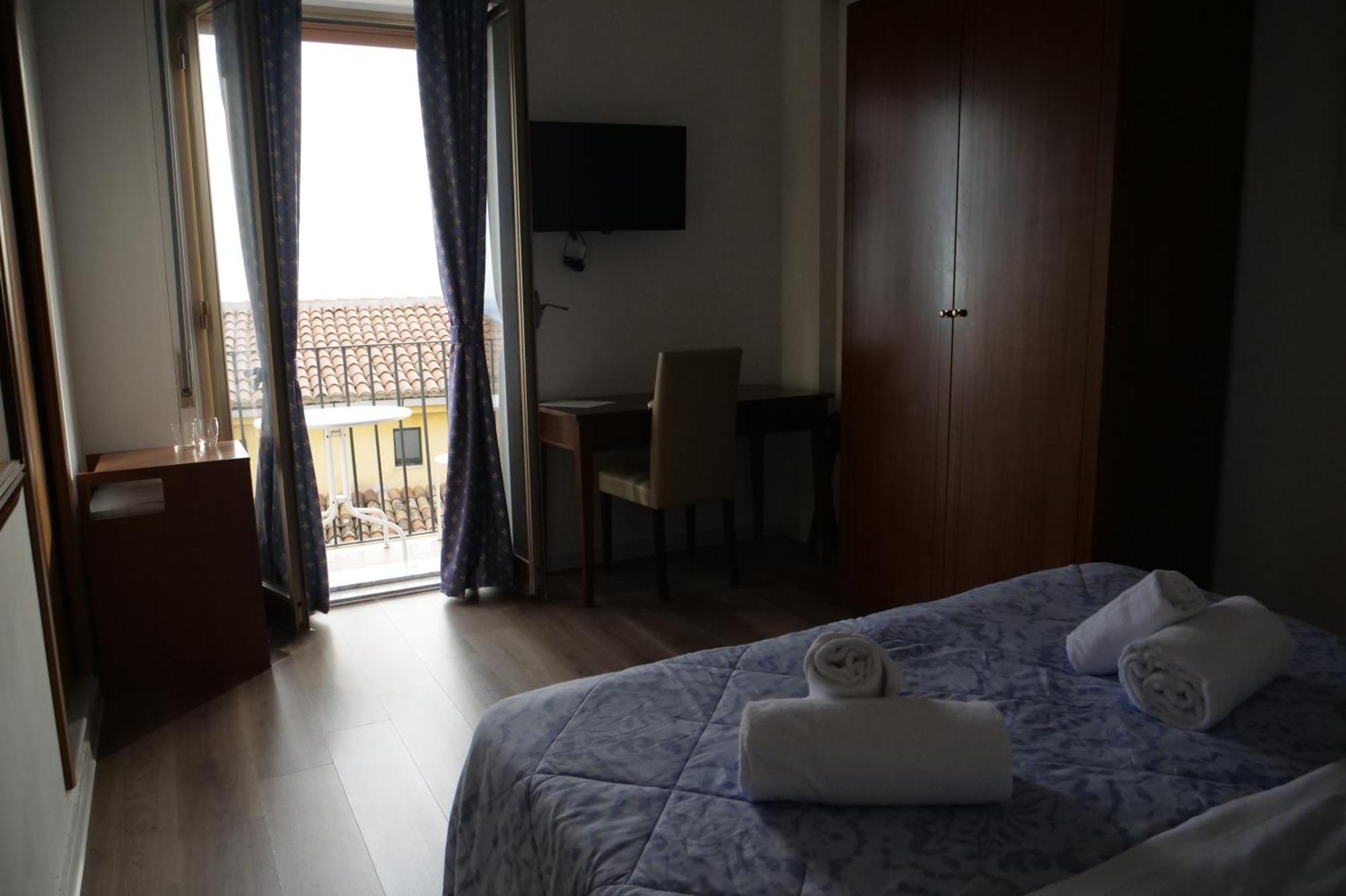 Hotel Elios Tao Таорміна Екстер'єр фото