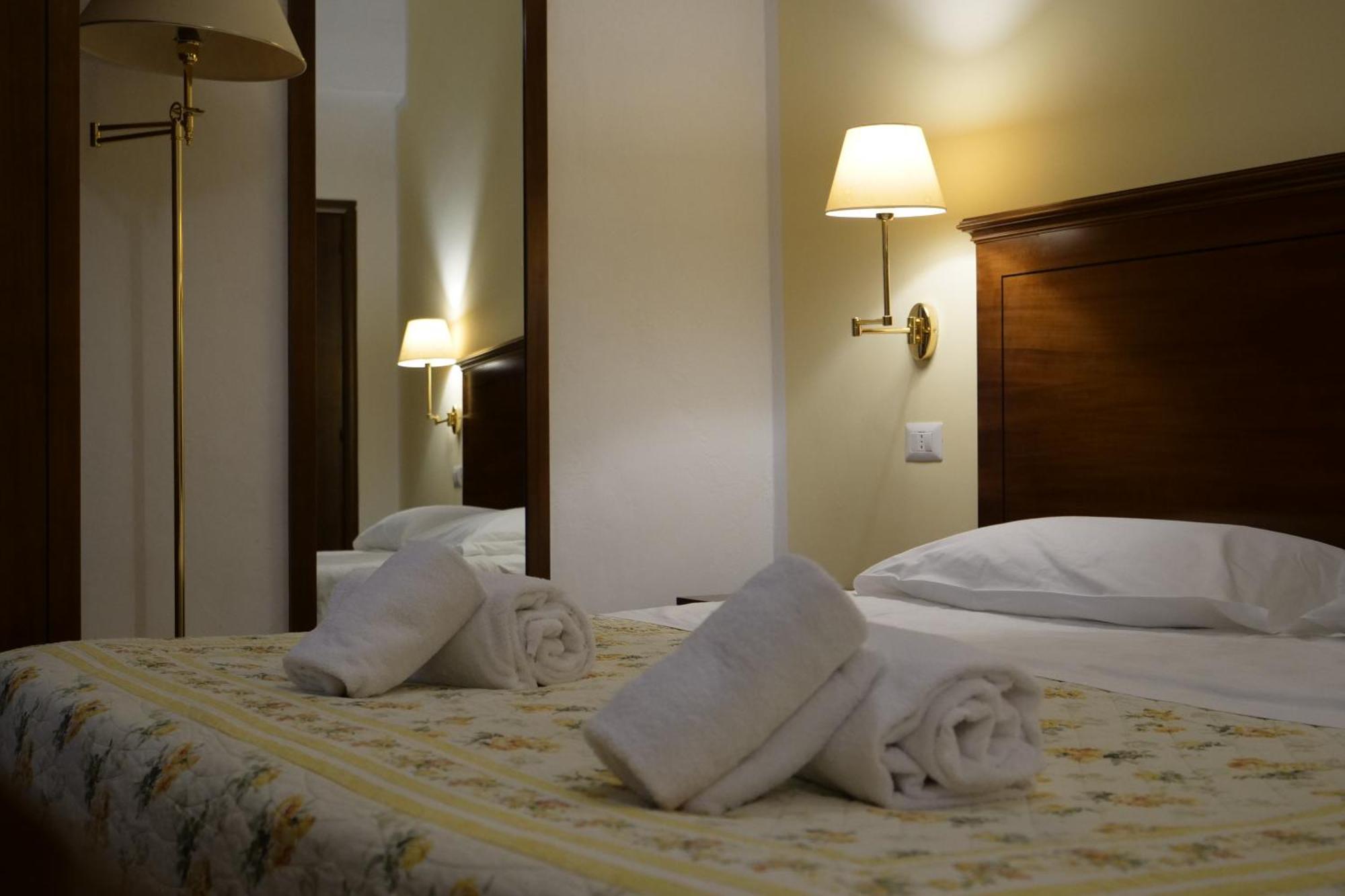 Hotel Elios Tao Таорміна Екстер'єр фото